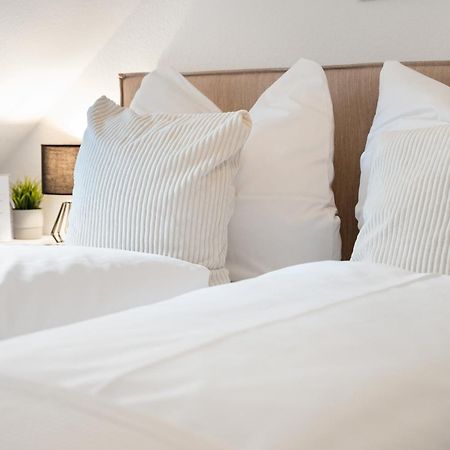 Malu Rooms - Im Stadtzentrum, Smarttv, Netflix, 24H Checkin Ludwigsburg Eksteriør bilde
