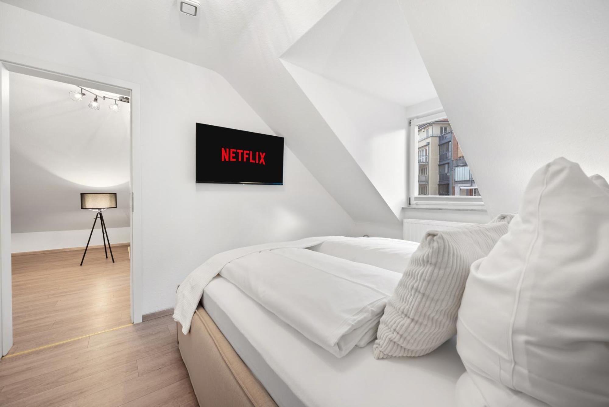Malu Rooms - Im Stadtzentrum, Smarttv, Netflix, 24H Checkin Ludwigsburg Eksteriør bilde