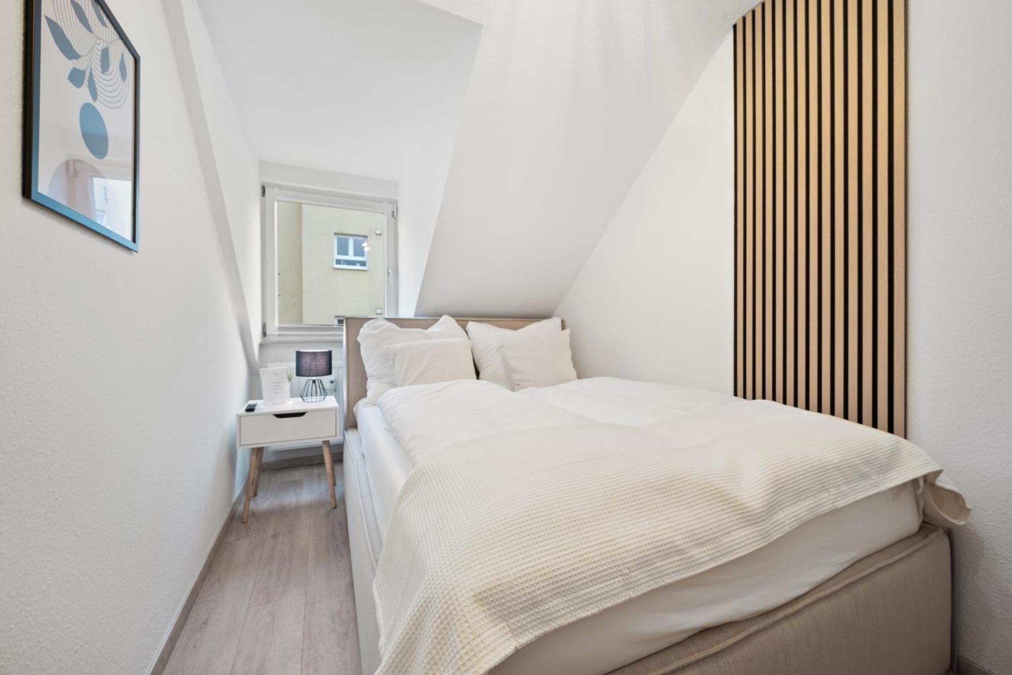 Malu Rooms - Im Stadtzentrum, Smarttv, Netflix, 24H Checkin Ludwigsburg Eksteriør bilde