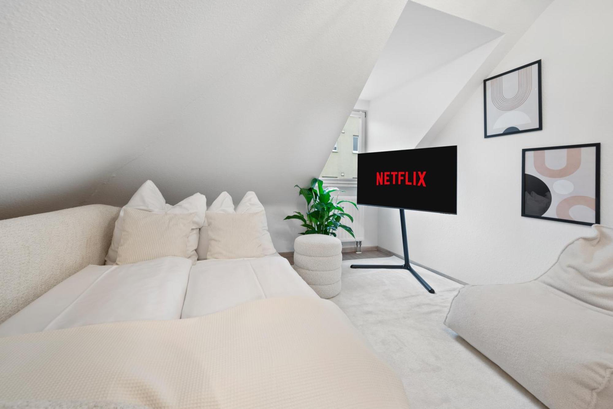 Malu Rooms - Im Stadtzentrum, Smarttv, Netflix, 24H Checkin Ludwigsburg Eksteriør bilde